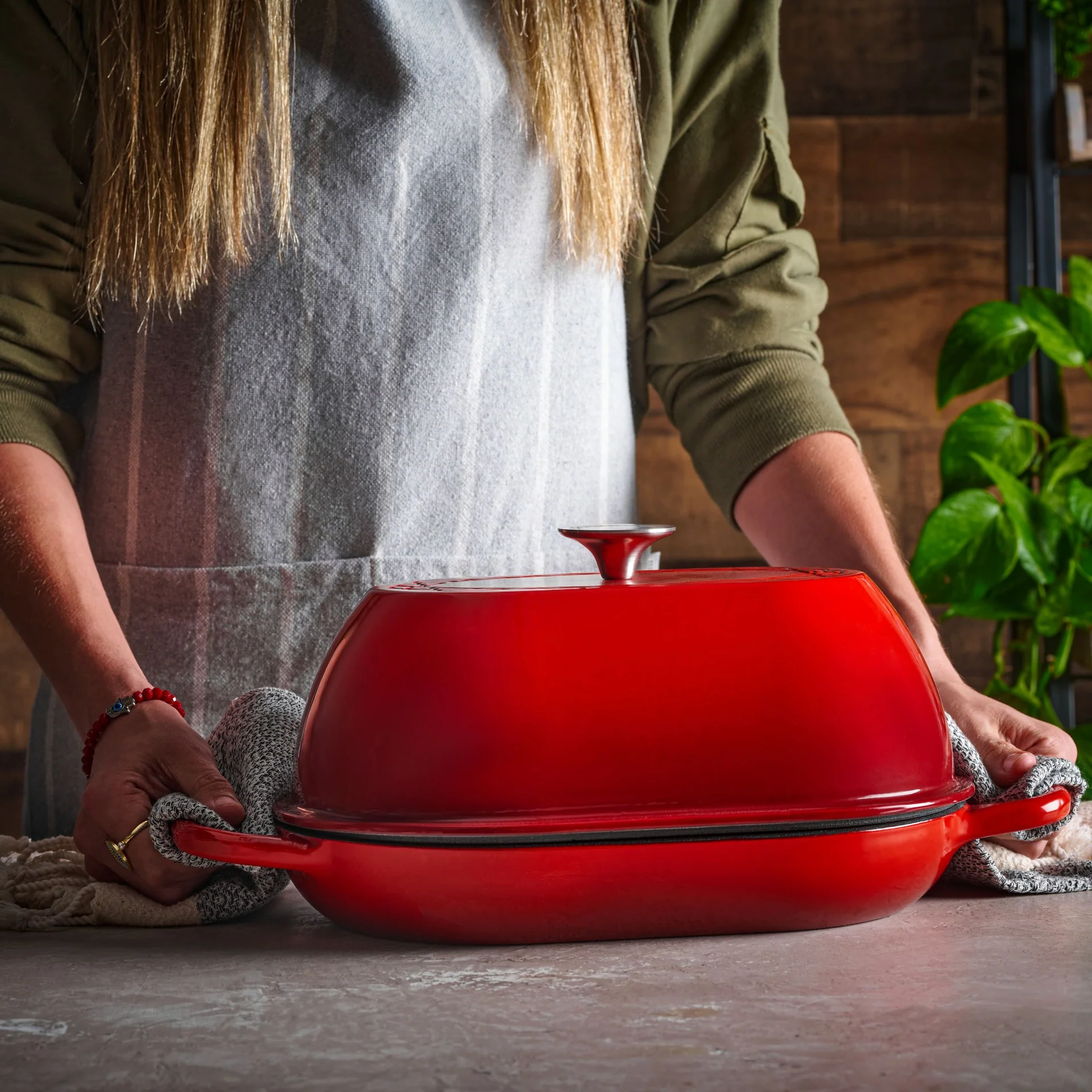 The Freeform Dutch Oven • Enameled Cast Iron • Oval - Image 6